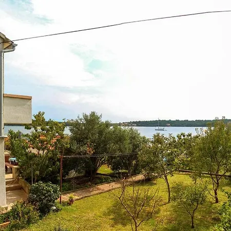 Apartmán Fico Veli Rat
